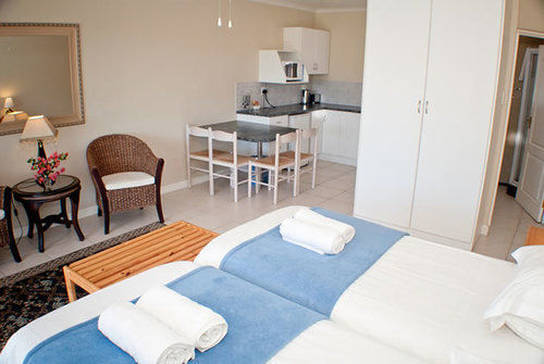 Diaz Beach Guest House Мозел Бей Екстериор снимка