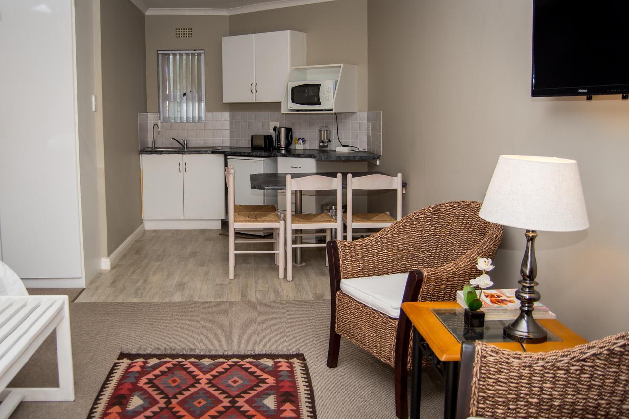 Diaz Beach Guest House Мозел Бей Екстериор снимка